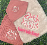 Sweet Knot Monogram Bib