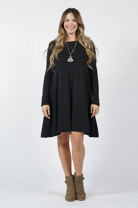 Long Sleeve Flare Dress with Pockets (Black)